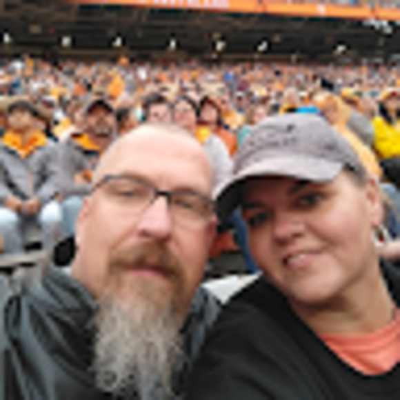 Meet your Posher, Chris - Picture 1 of 1